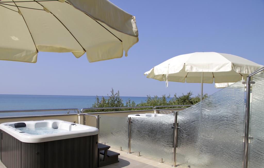 Hotel I Ginepri Marina di Castagneto Carducci Exteriör bild